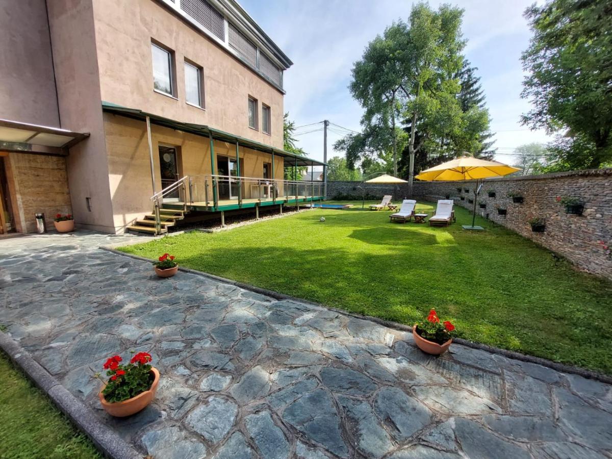 Hotel Brass- Free Parking Sarajevo Exterior foto